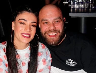 Αγνώριστη η Ήβη Αδάμου: Με το νέο της look θυμίζει Τζένιφερ Λόπεζ (φωτό)